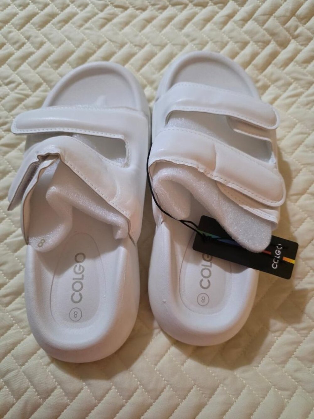 Colgo White Sandals Size 8